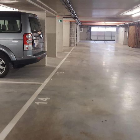 Bootsman Gelijkvloers Appartement Met Tuin En Autostaanplaats Ostend Exterior foto